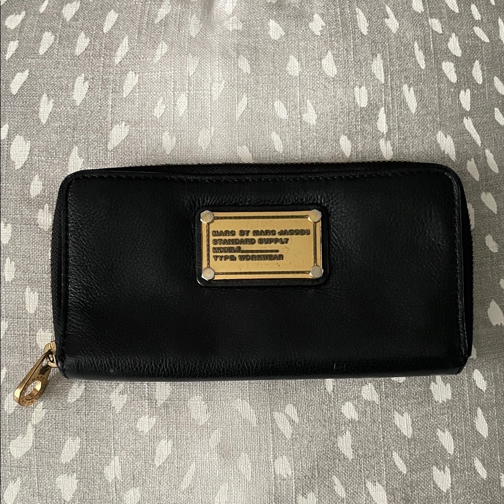 Marc by Marc Jacobs Slim wallet